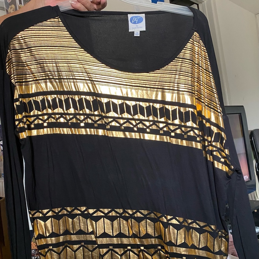 Diane Gilman Black and Gold Shirt